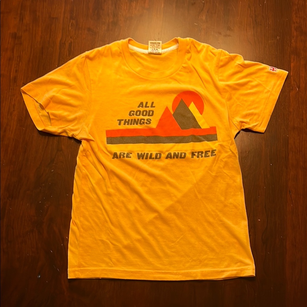 HOMAGE Yellow T-Shirt with Graphic Design  xs